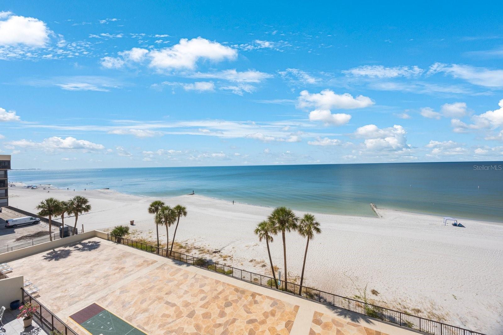 Image 27 of 49 For 14950 Gulf Boulevard 605