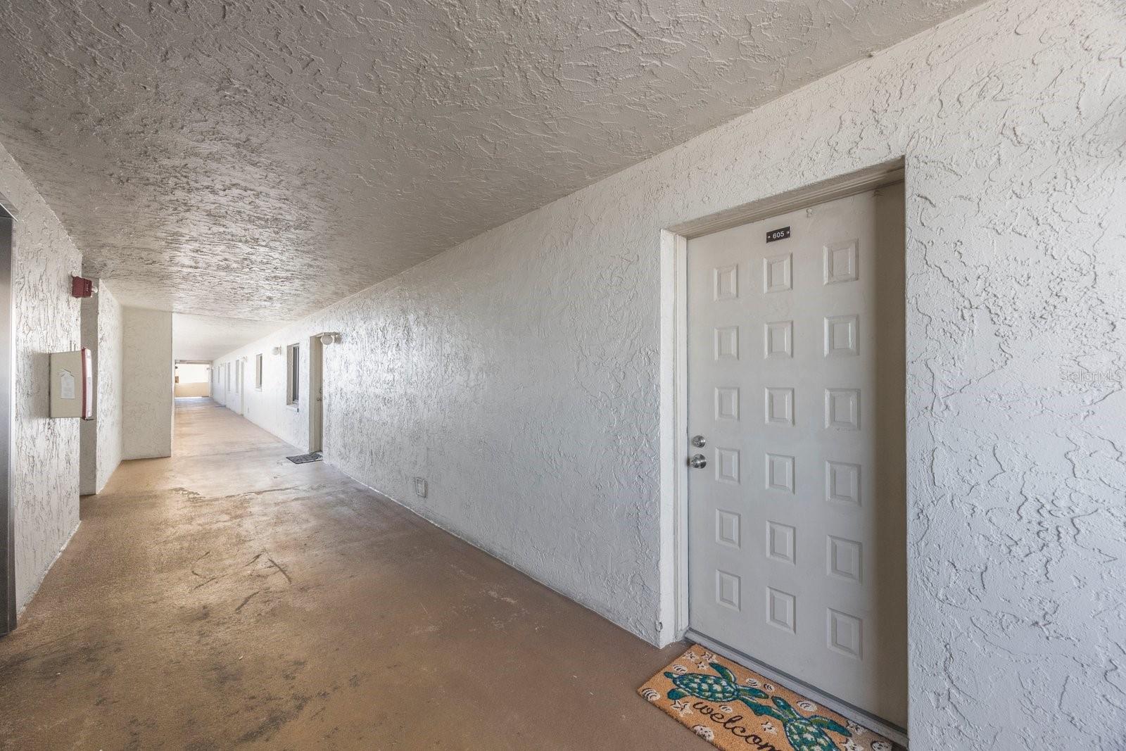 Image 3 of 49 For 14950 Gulf Boulevard 605