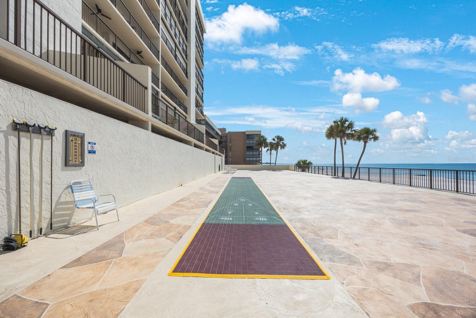 Image 31 of 49 For 14950 Gulf Boulevard 605