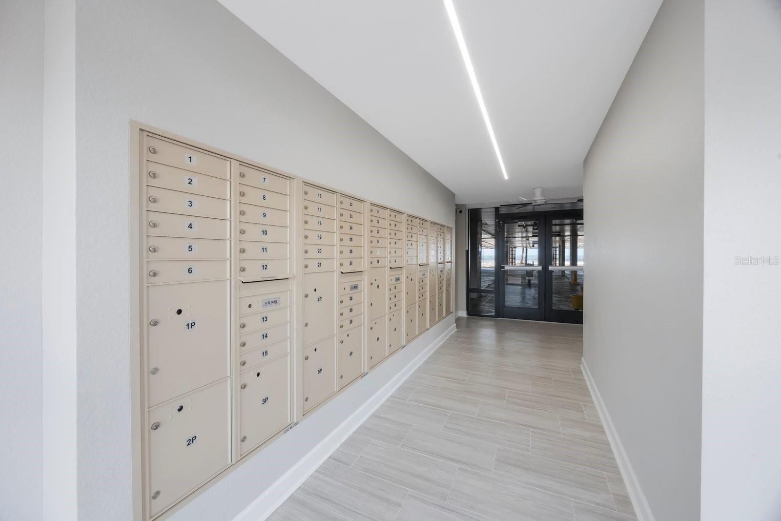 Image 47 of 49 For 14950 Gulf Boulevard 605
