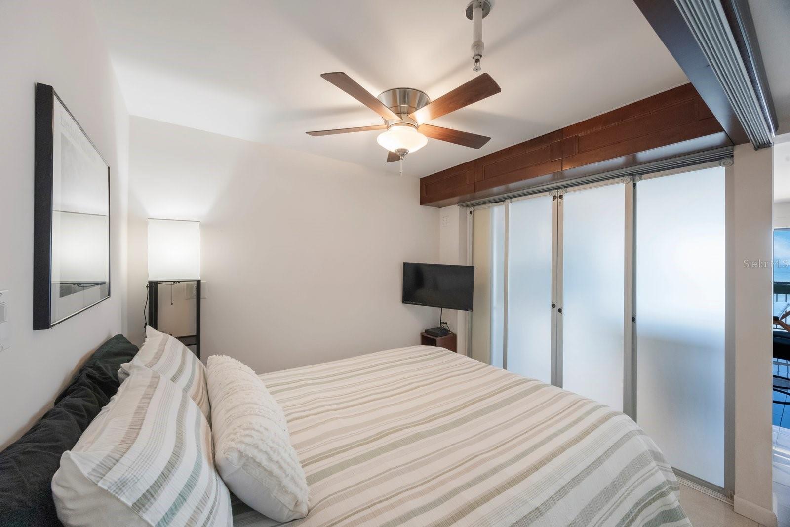 Image 7 of 49 For 14950 Gulf Boulevard 605