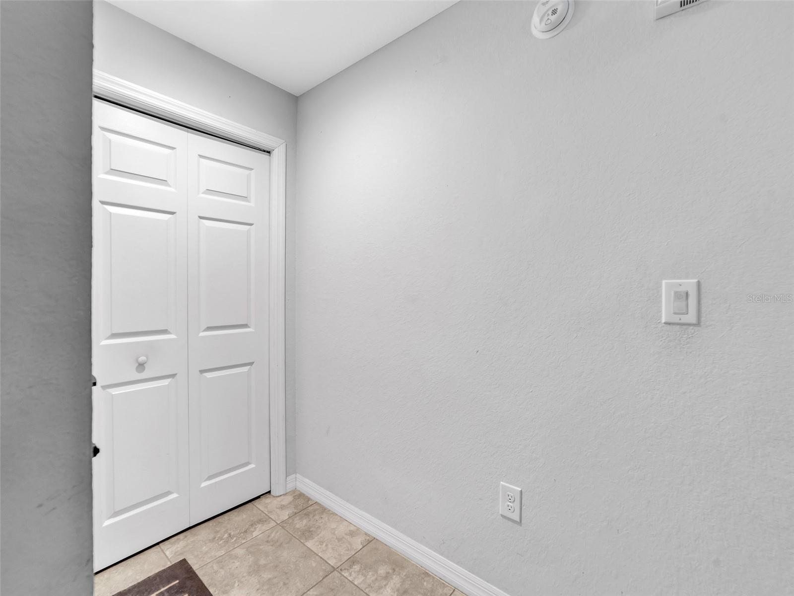 Image 4 of 31 For 9536 Tocobaga Place