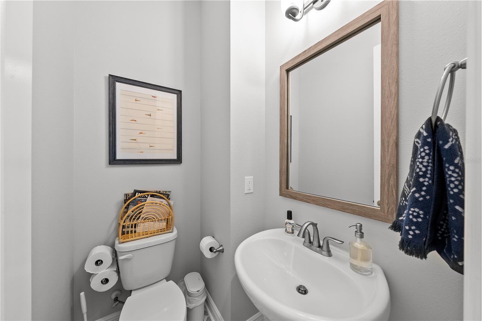 Image 17 of 41 For 203 Tampania Avenue 1