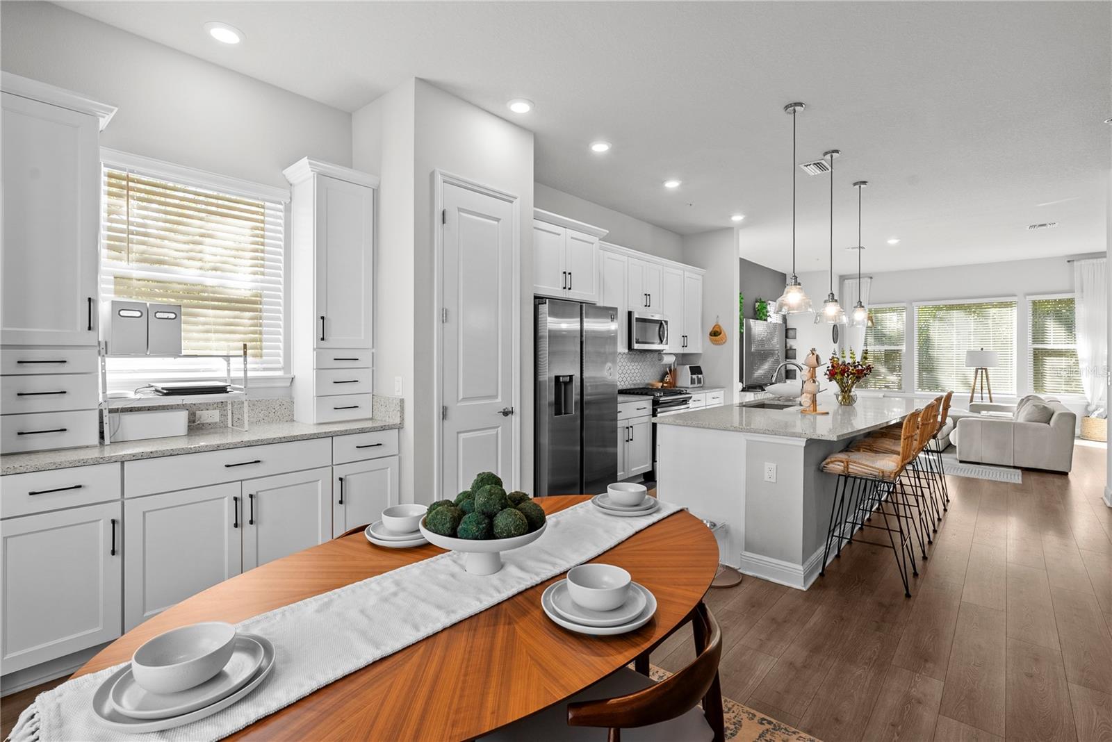 Image 18 of 41 For 203 Tampania Avenue 1