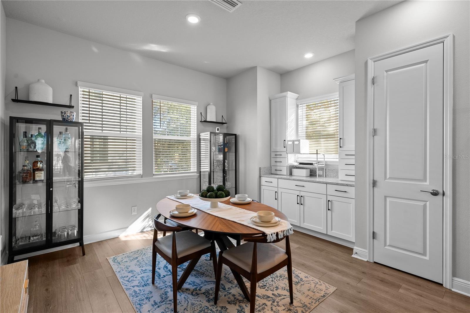Image 19 of 41 For 203 Tampania Avenue 1