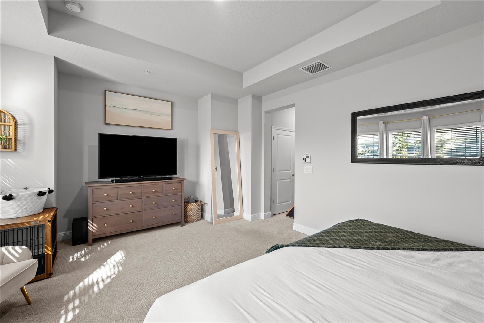 Image 26 of 41 For 203 Tampania Avenue 1