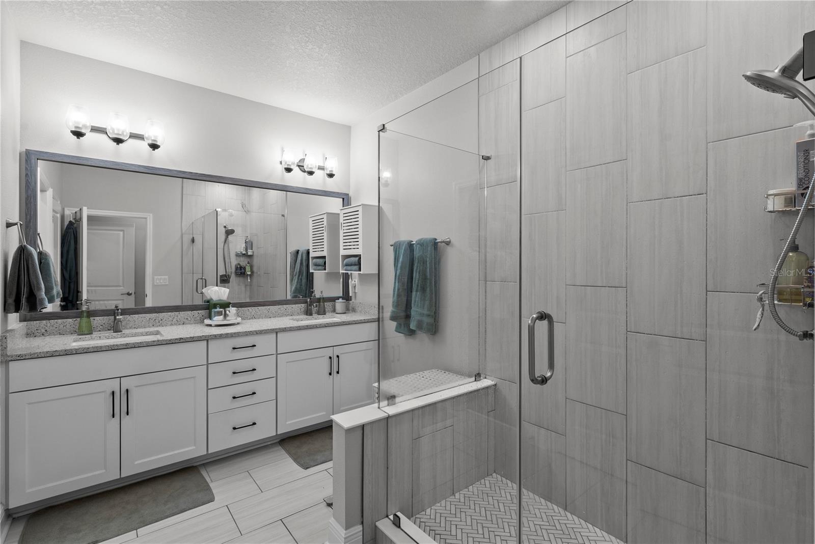 Image 27 of 41 For 203 Tampania Avenue 1