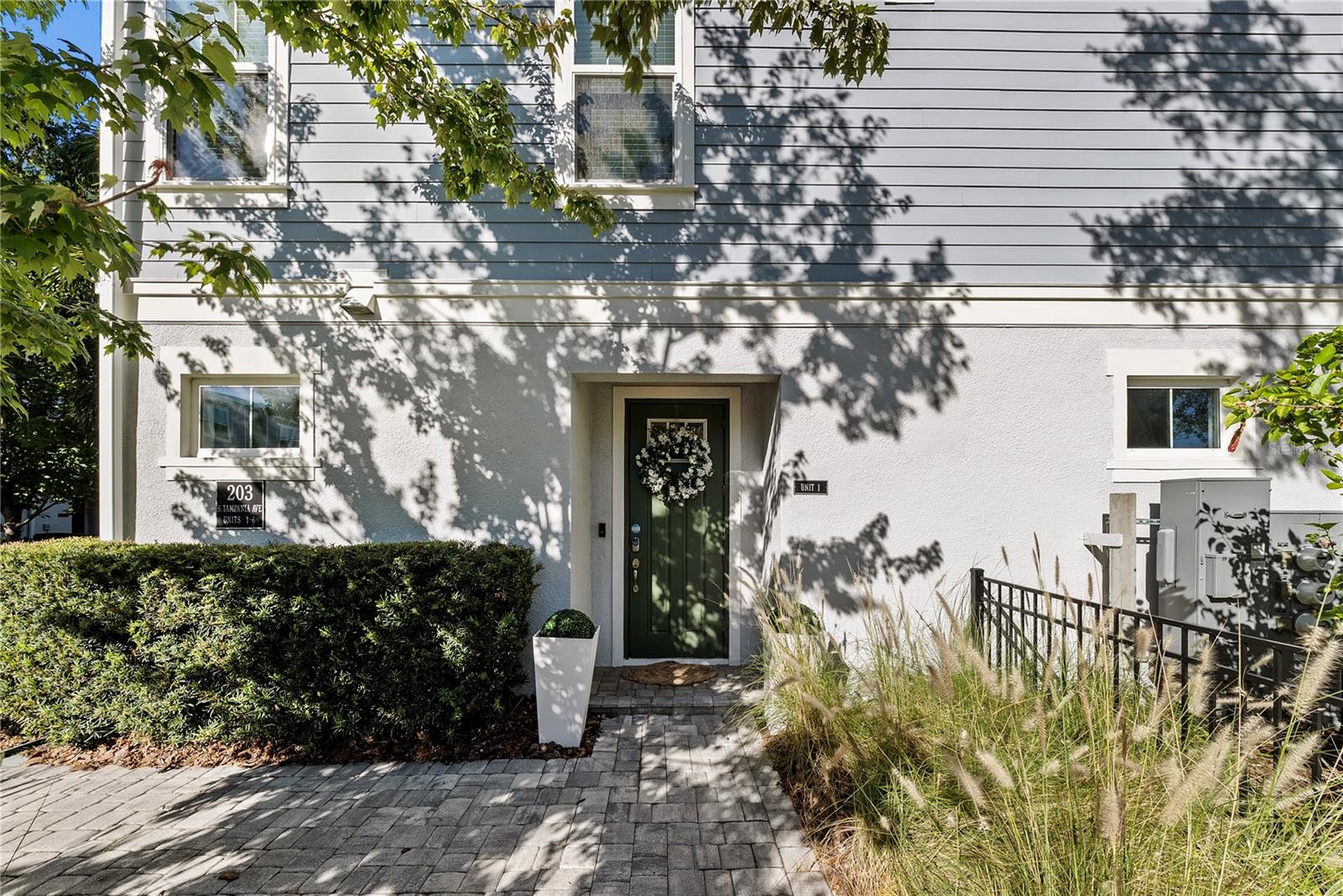 Image 37 of 41 For 203 Tampania Avenue 1