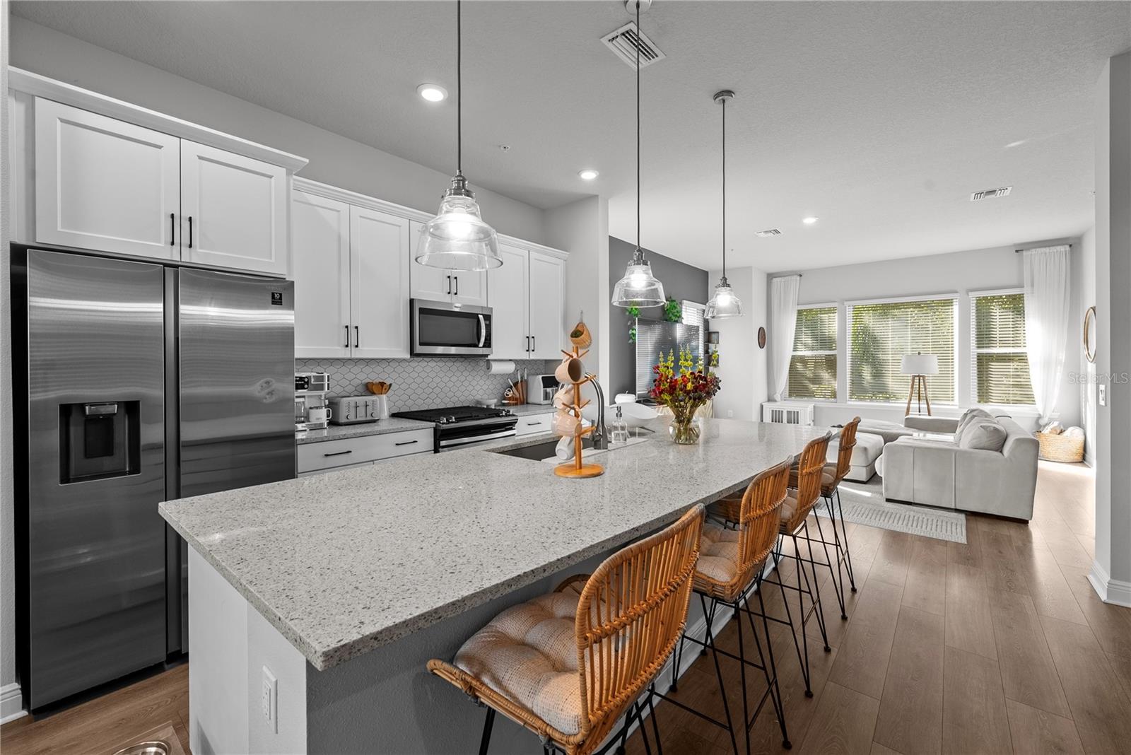 Image 4 of 41 For 203 Tampania Avenue 1
