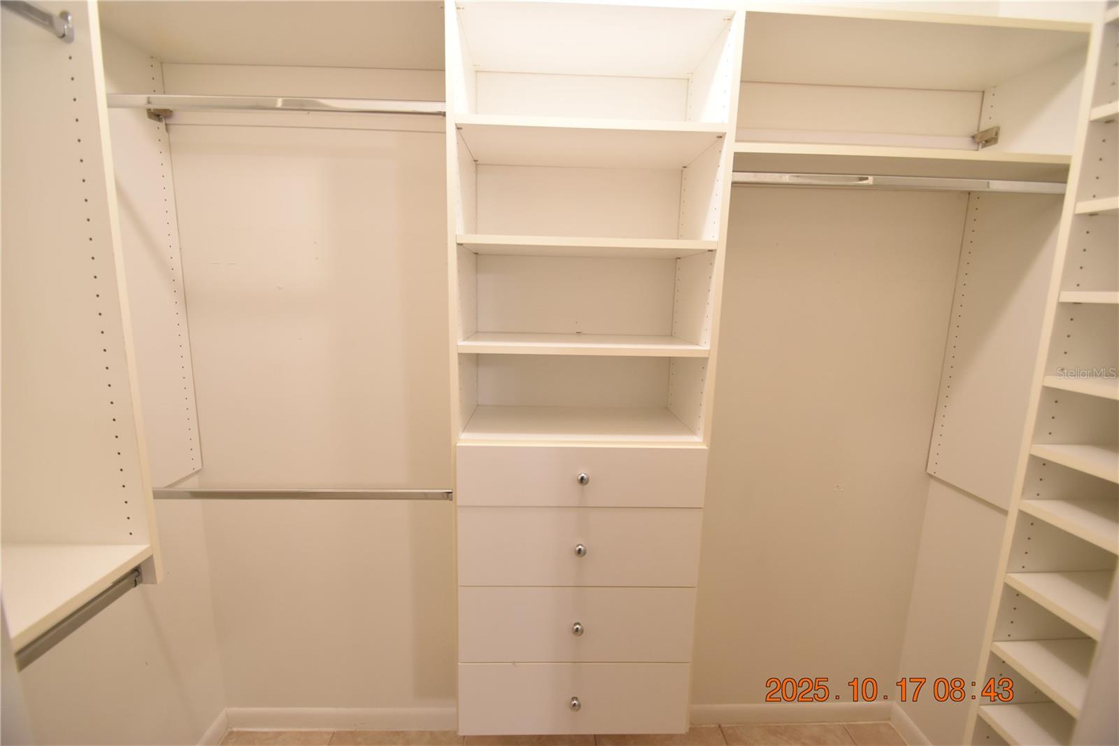 Image 32 of 62 For 4006 Leona Street