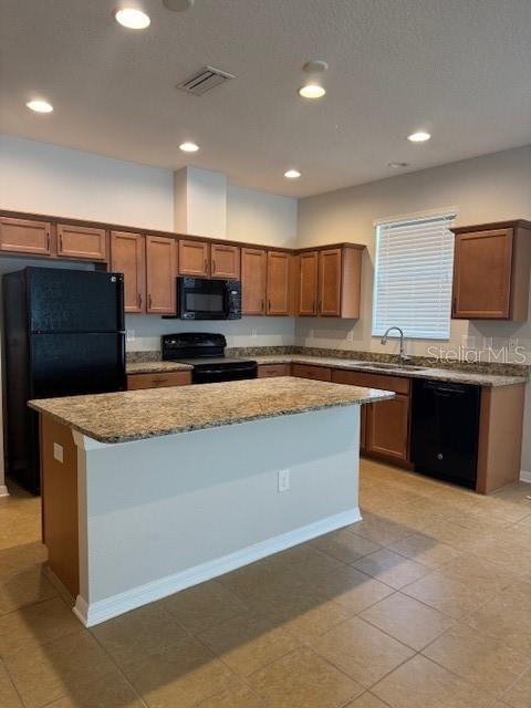 Image 3 of 10 For 4081 Pacente Loop