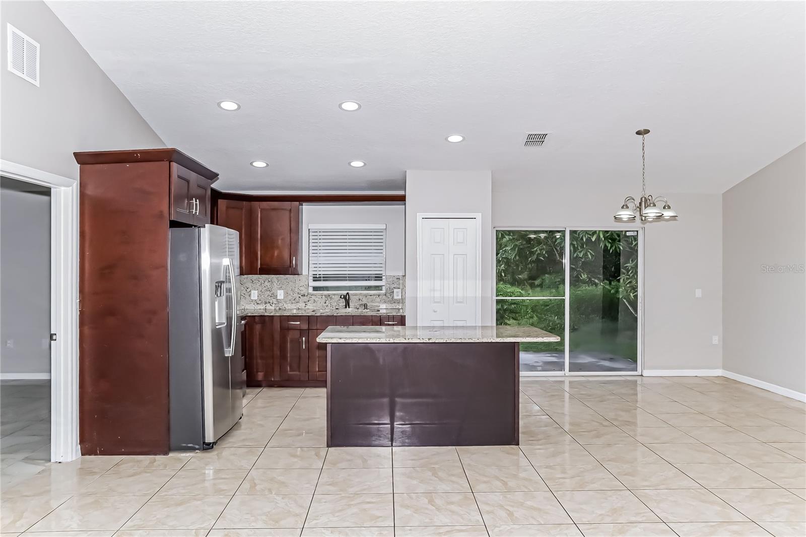 Image 4 of 15 For 620 Madrid Drive