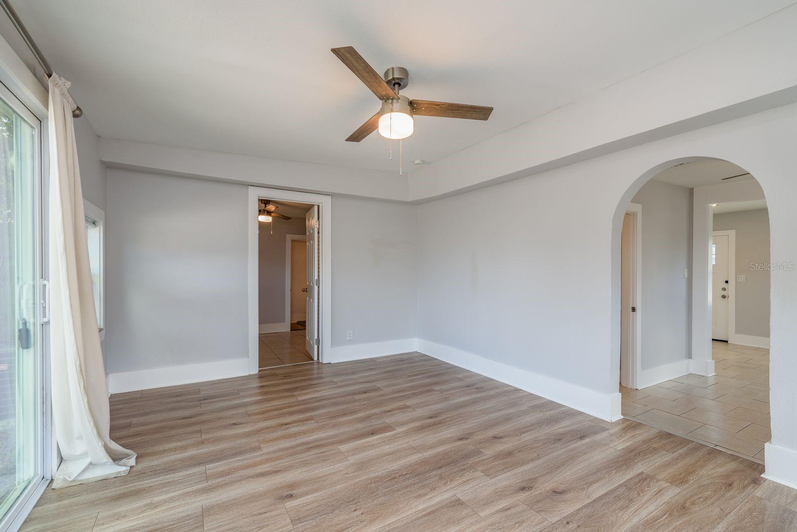 Image 11 of 21 For 3037 38th Avenue N