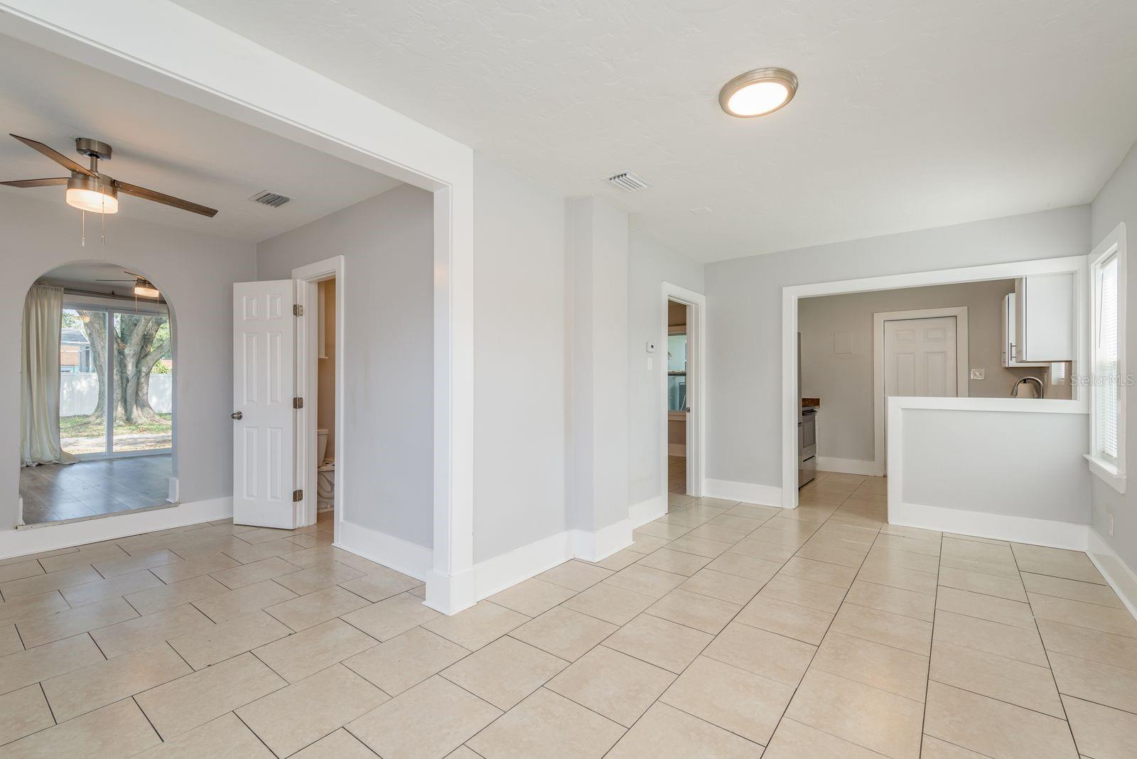 Image 6 of 21 For 3037 38th Avenue N