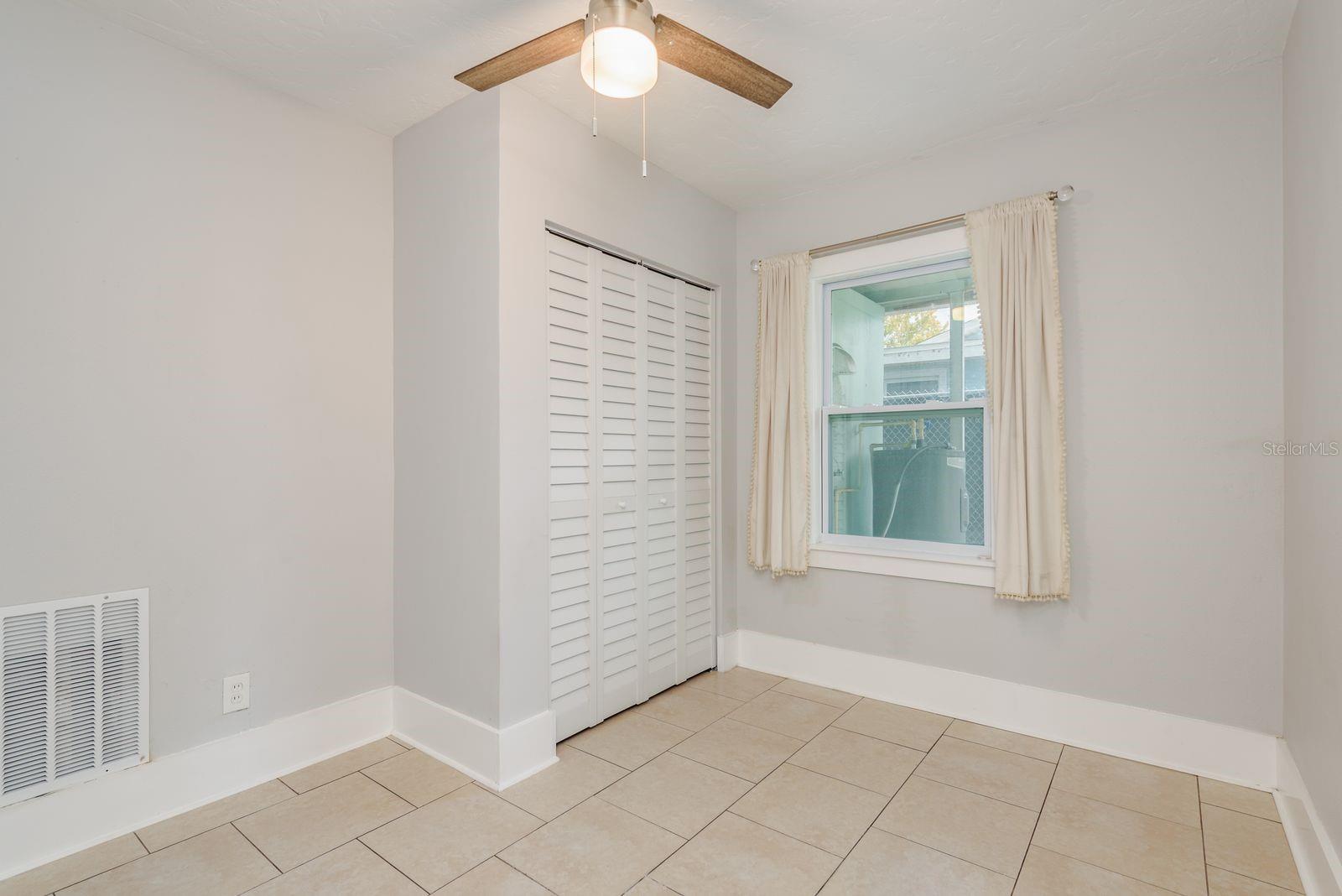 Image 7 of 21 For 3037 38th Avenue N