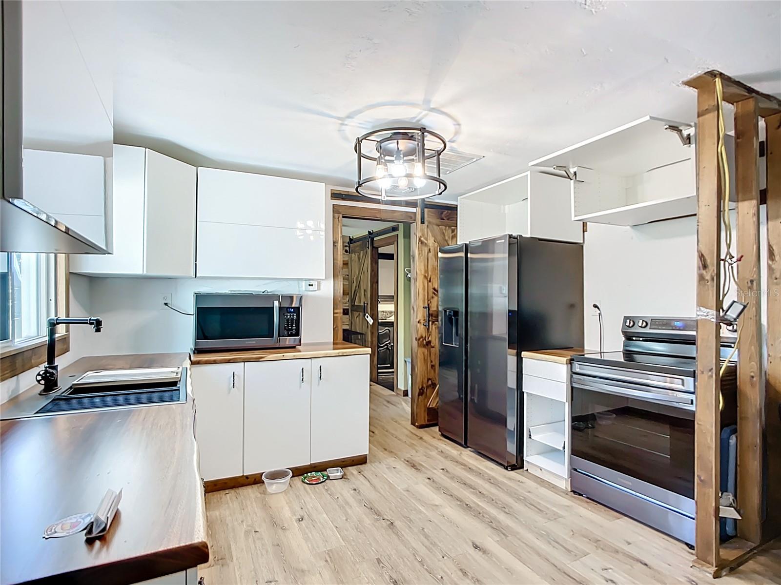 Image 10 of 33 For 4208 3rd Avenue Boulevard E