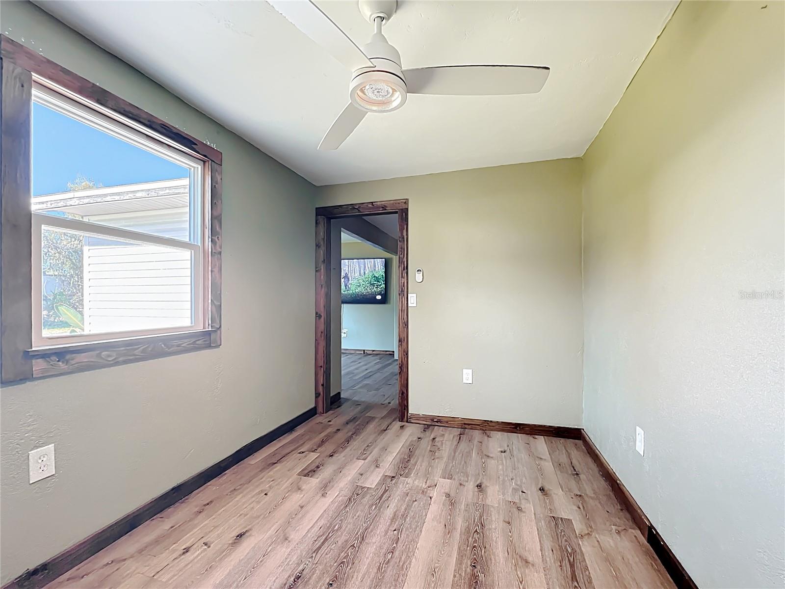 Image 19 of 33 For 4208 3rd Avenue Boulevard E