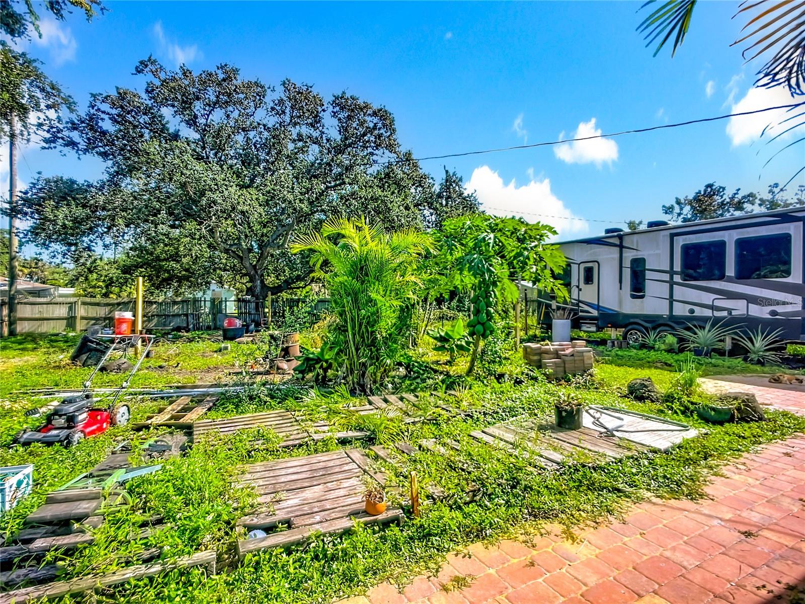 Image 23 of 33 For 4208 3rd Avenue Boulevard E