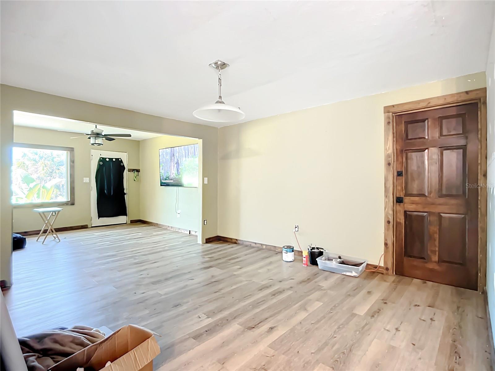 Image 4 of 33 For 4208 3rd Avenue Boulevard E