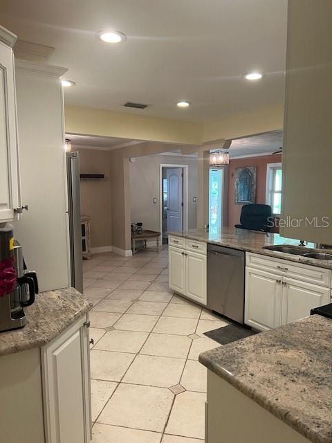 Image 15 of 37 For 13801 87th Avenue