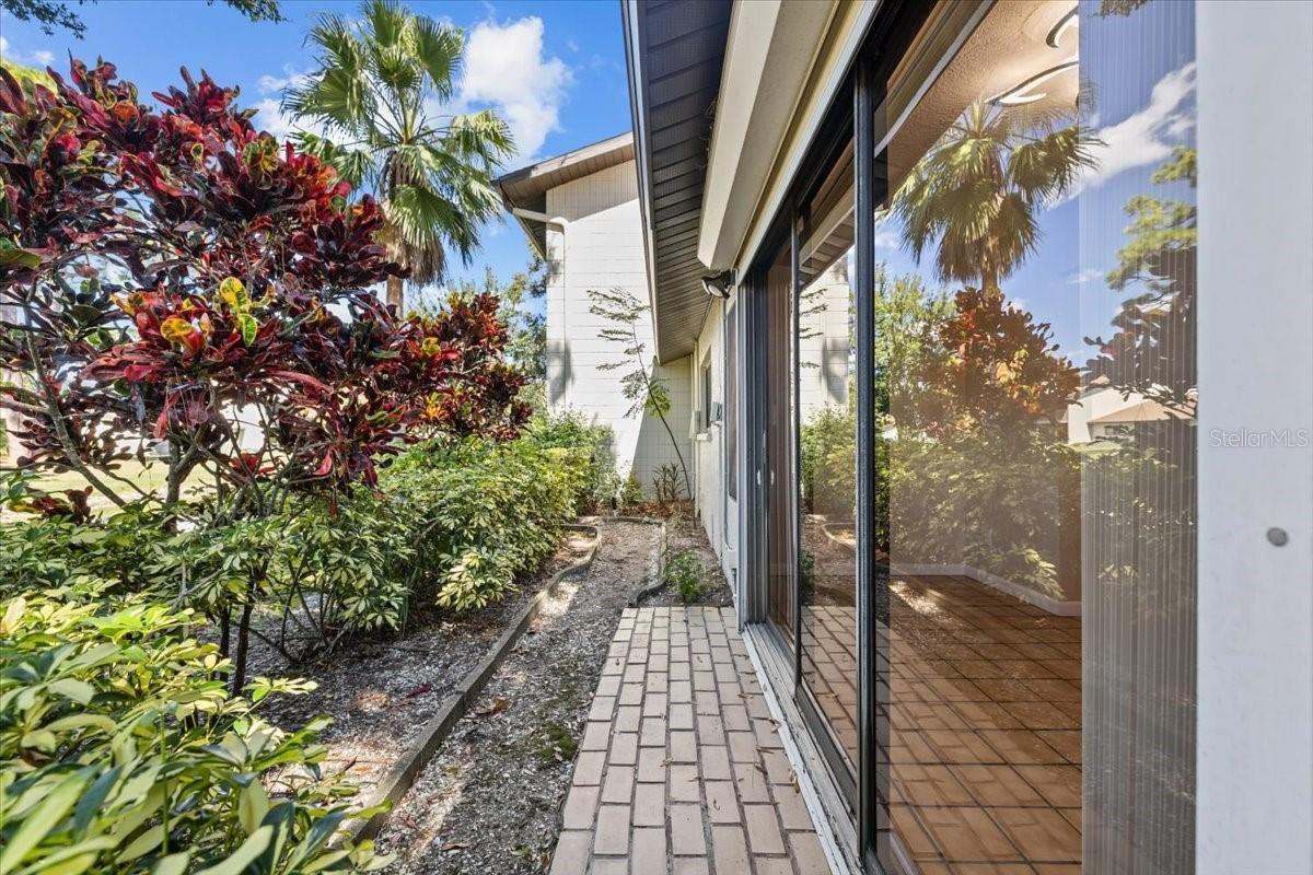 Image 14 of 42 For 1994 Whitney Way