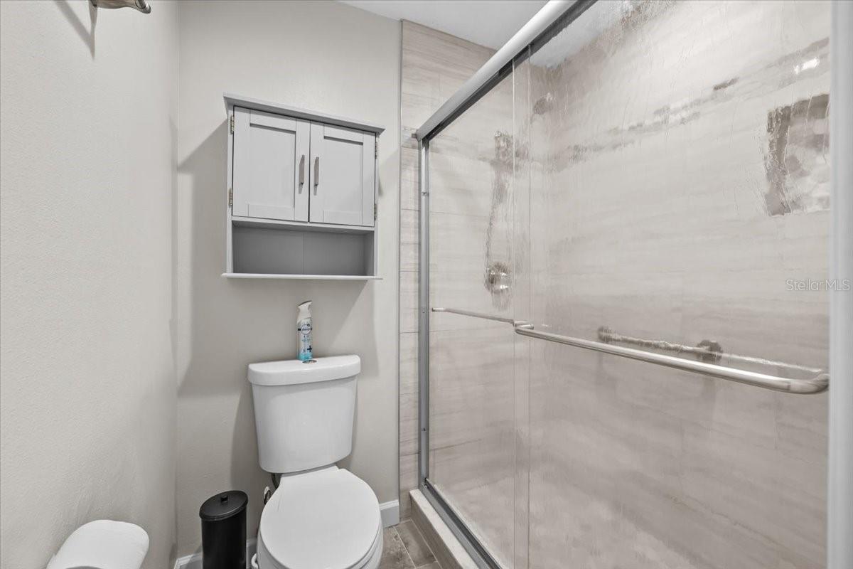 Image 26 of 42 For 1994 Whitney Way