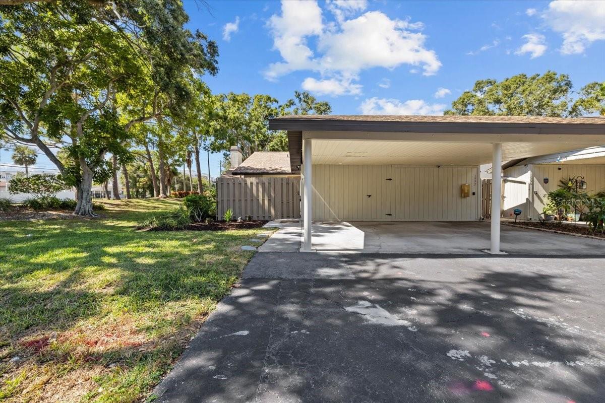 Image 39 of 42 For 1994 Whitney Way