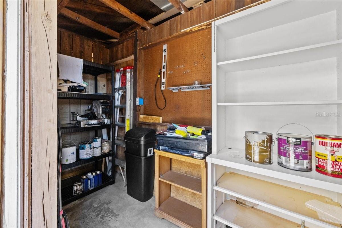 Image 40 of 42 For 1994 Whitney Way