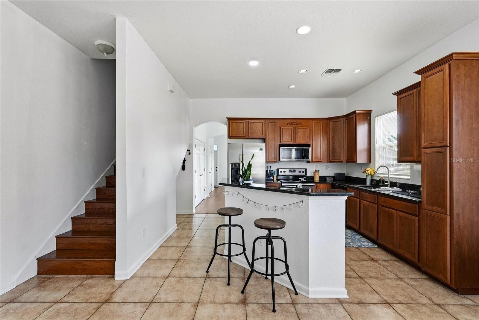 Image 10 of 30 For 1808 Columbus Drive 1