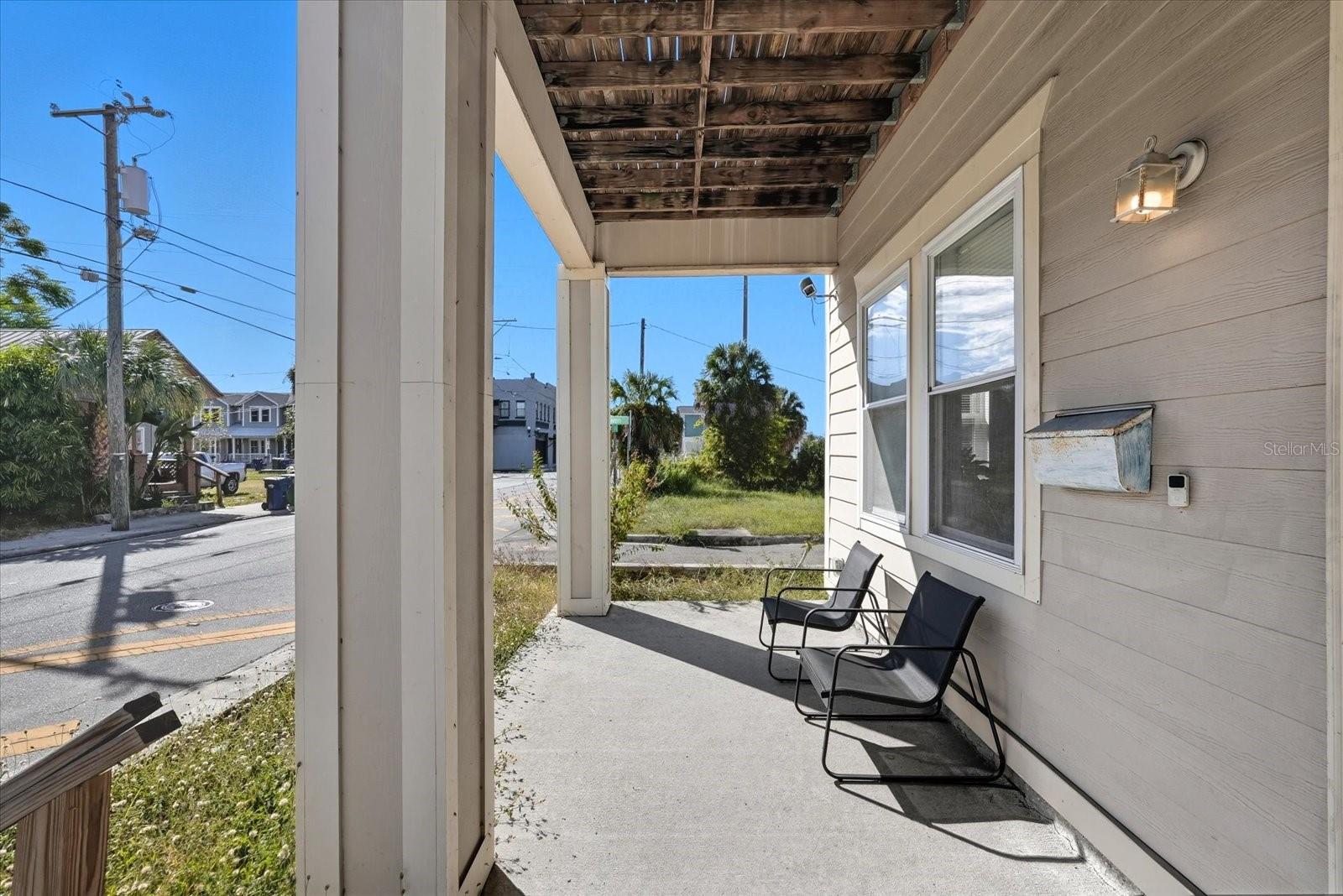 Image 28 of 30 For 1808 Columbus Drive 1