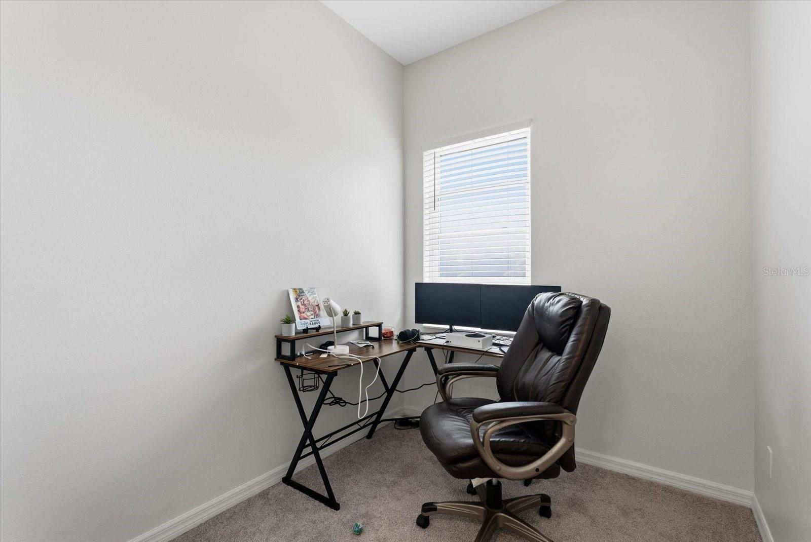 Image 24 of 26 For 1808 Columbus Drive 2