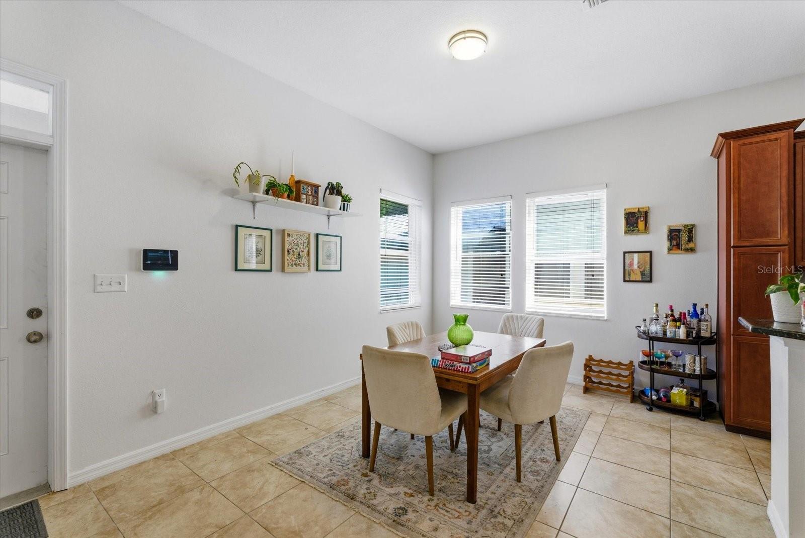 Image 8 of 26 For 1808 Columbus Drive 2