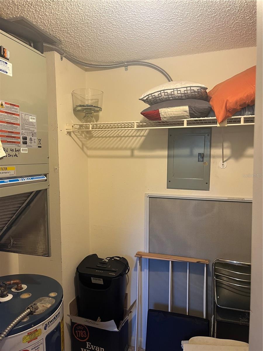 Image 29 of 52 For 840 Virginia Street 108