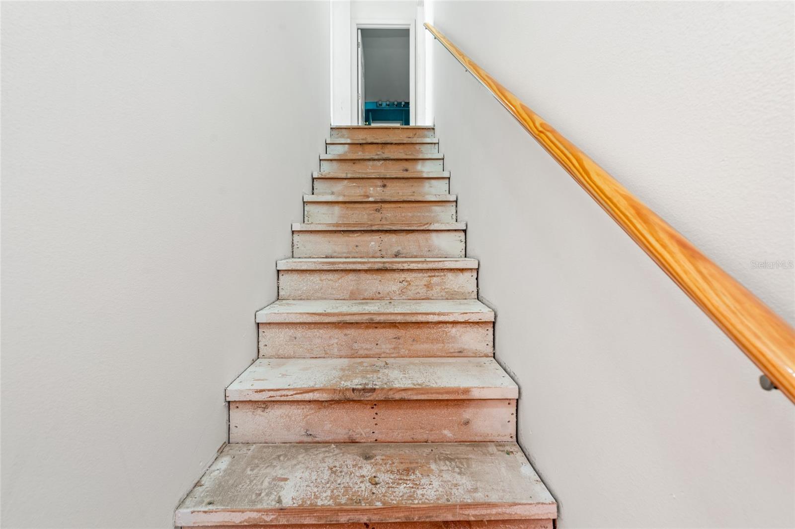 Image 19 of 36 For 6131 Sand Key Lane