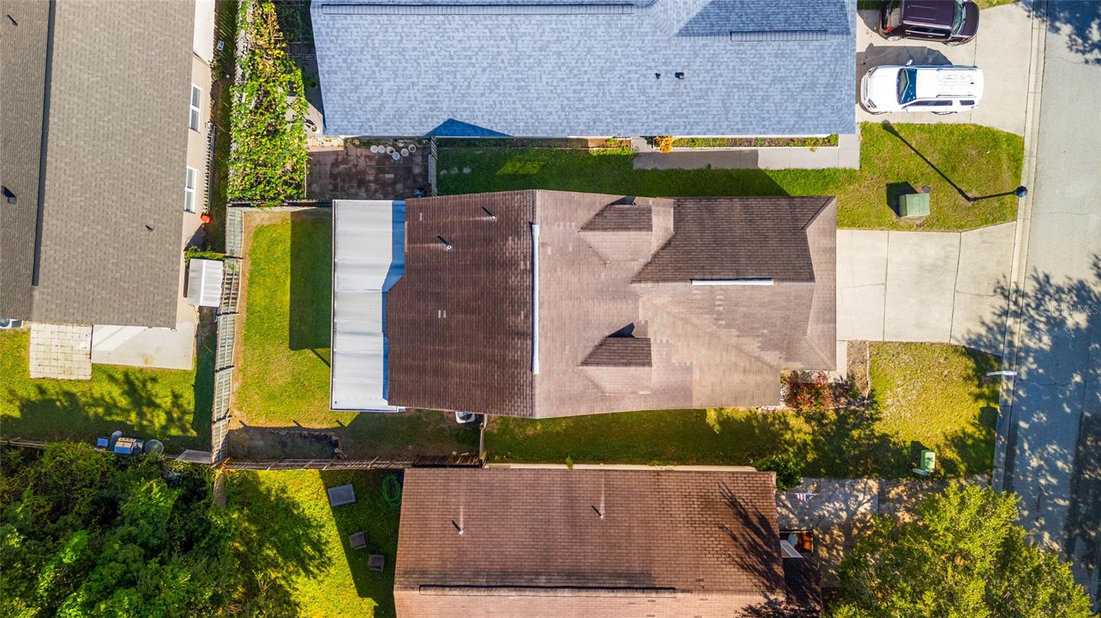 Image 32 of 36 For 6131 Sand Key Lane