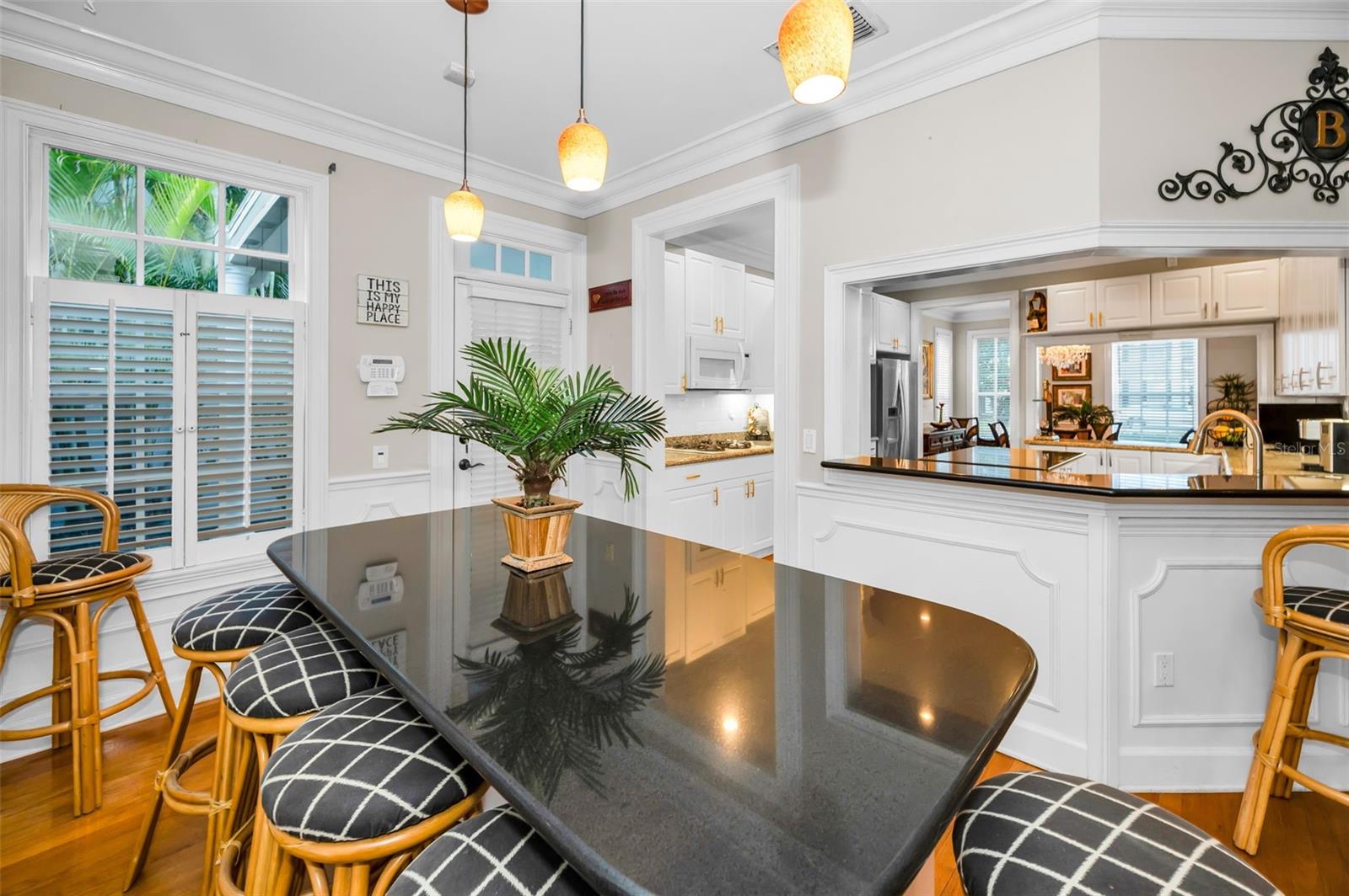 Image 22 of 84 For 4014 De Leon Street