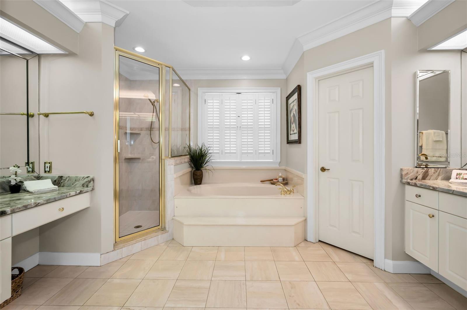 Image 32 of 84 For 4014 De Leon Street