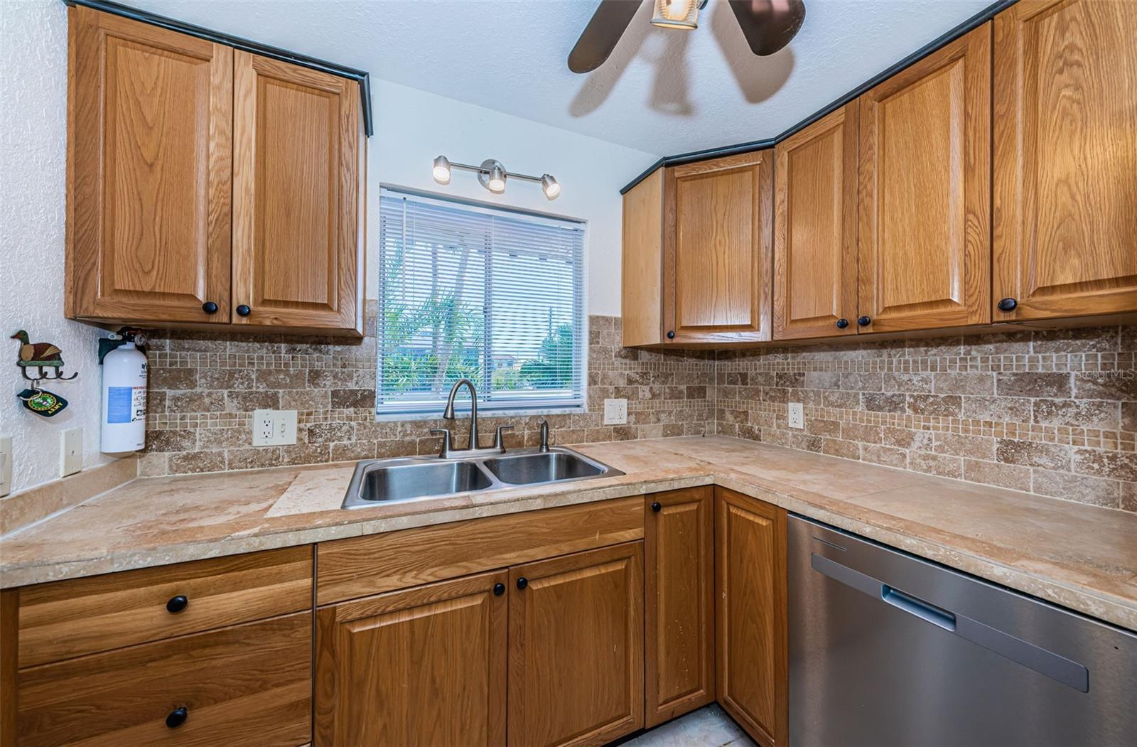 Image 22 of 57 For 8950 Park Boulevard 206