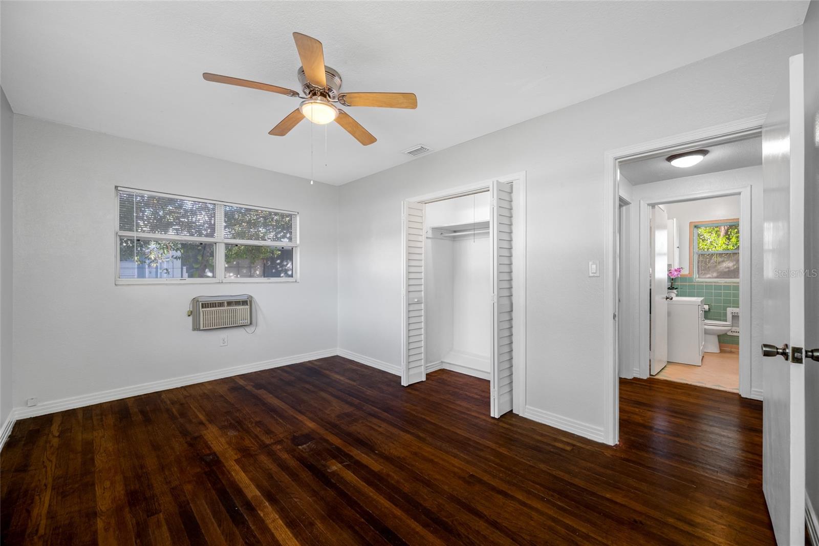 Image 9 of 20 For 1623 Dartmouth Street