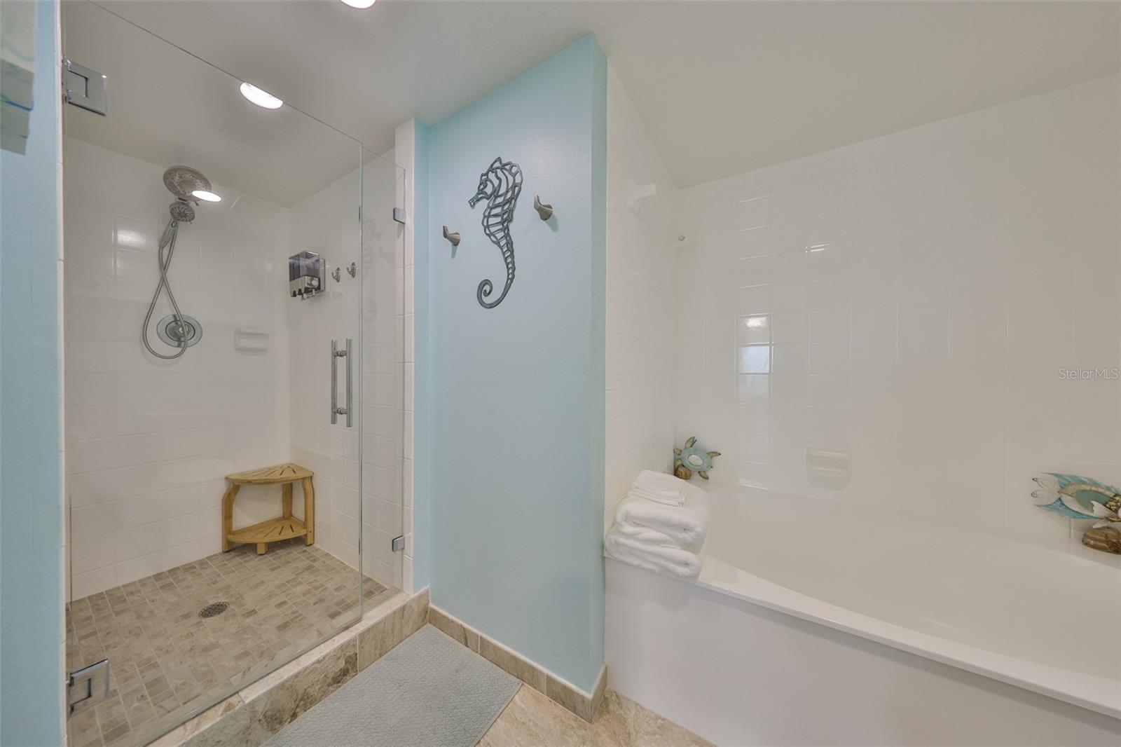 Image 20 of 30 For 1340 Gulf Boulevard 11c