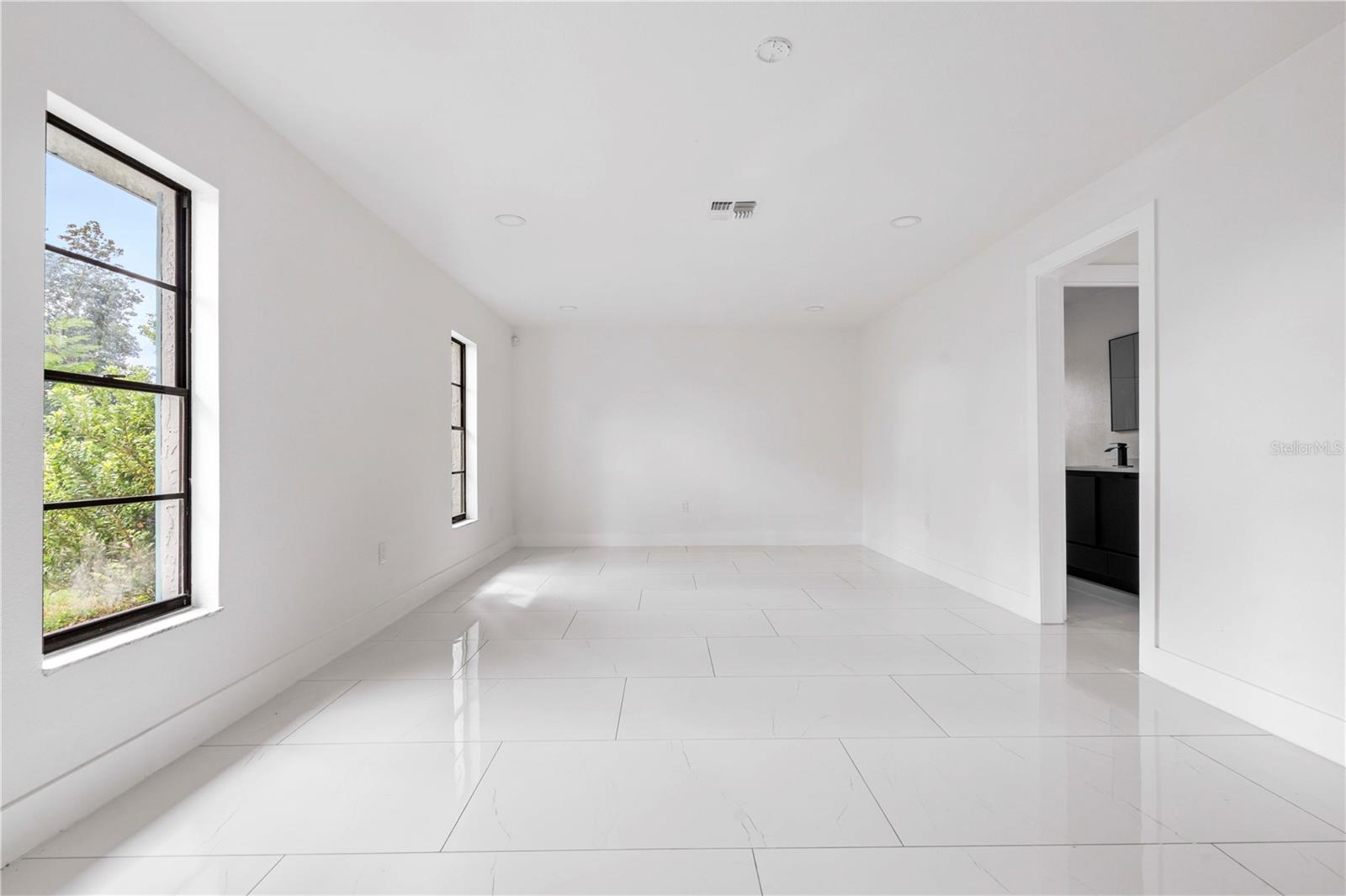 Image 10 of 55 For 3381 Minnow Creek Drive