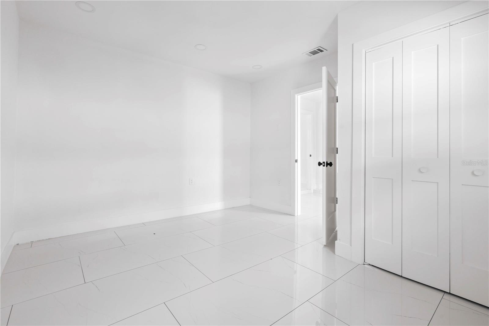 Image 15 of 55 For 3381 Minnow Creek Drive