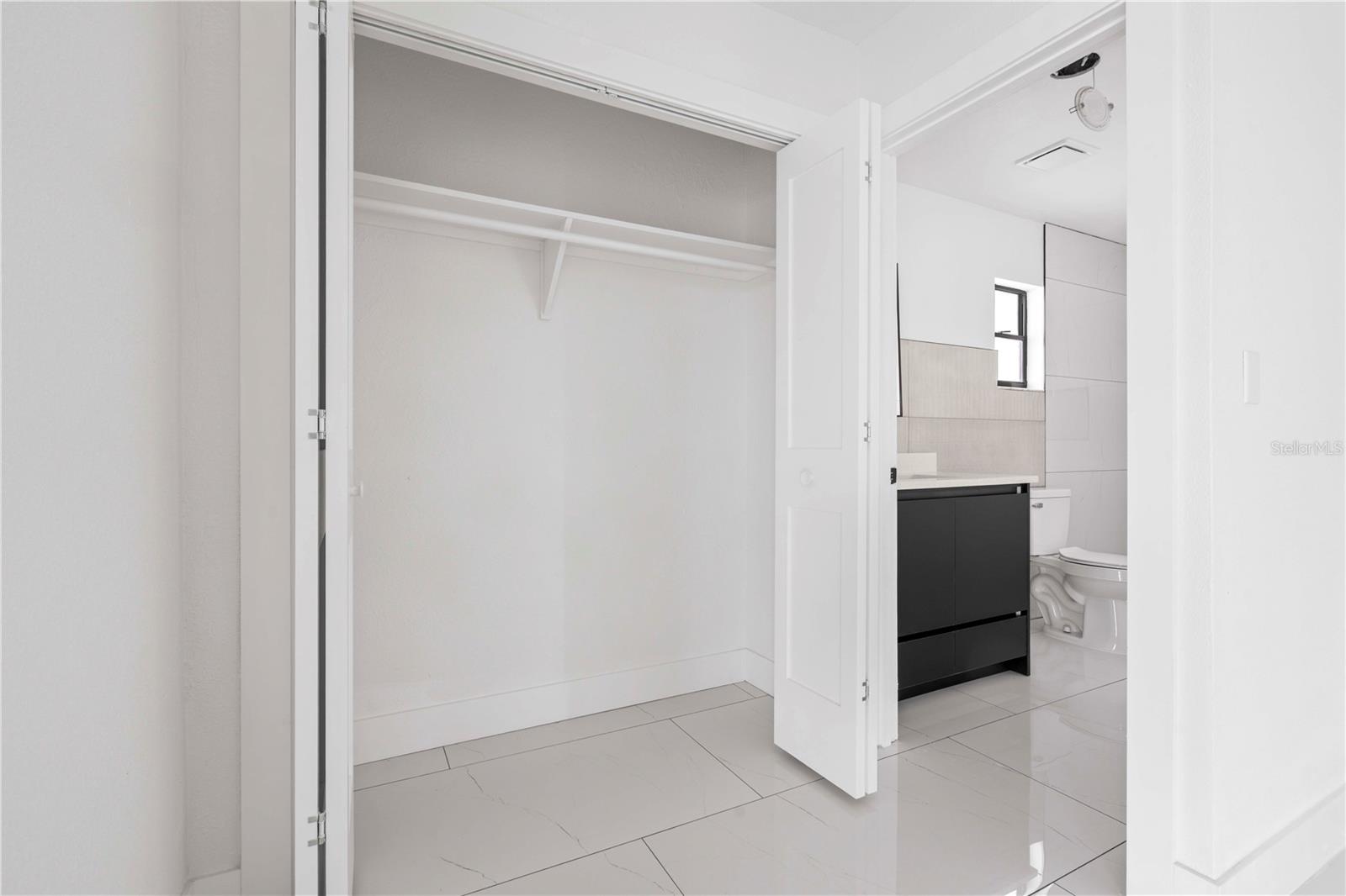 Image 19 of 55 For 3381 Minnow Creek Drive