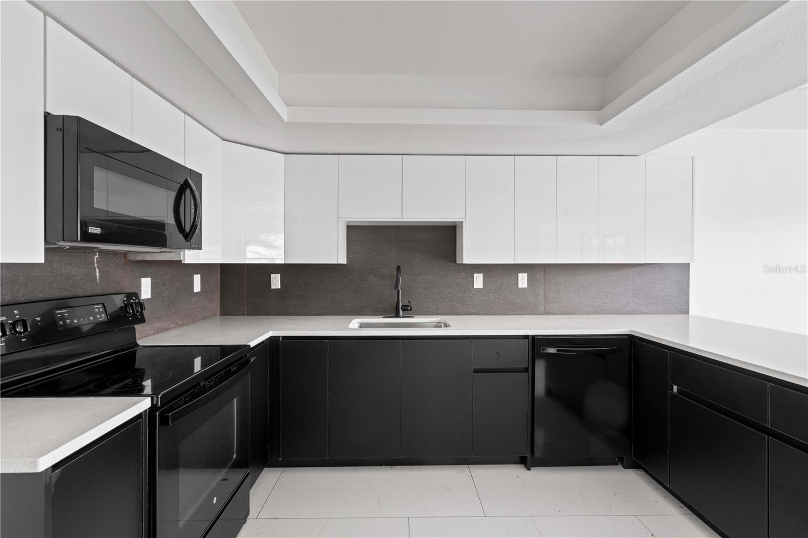 Image 27 of 55 For 3381 Minnow Creek Drive