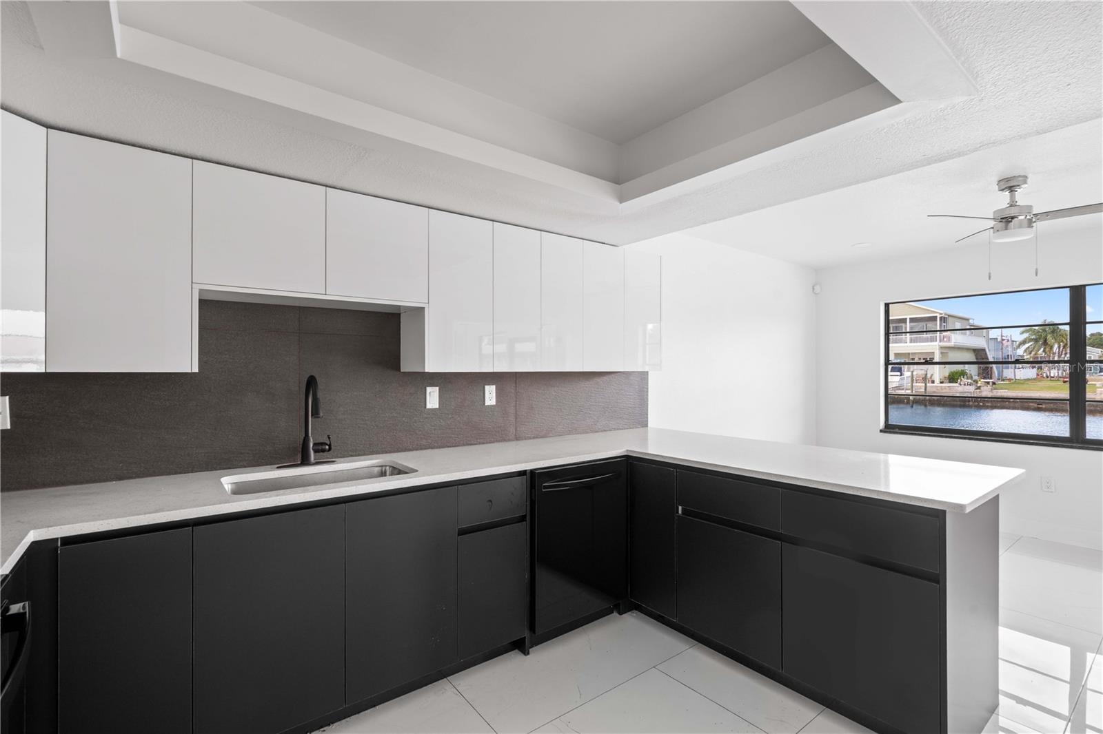 Image 31 of 55 For 3381 Minnow Creek Drive