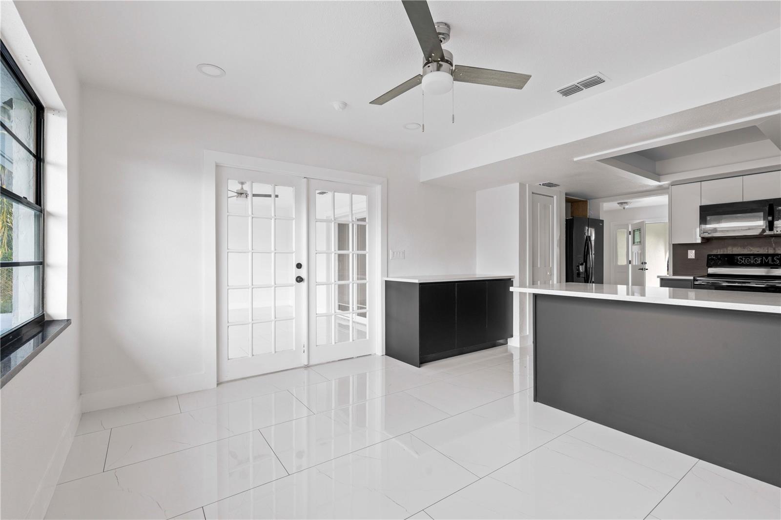 Image 34 of 55 For 3381 Minnow Creek Drive