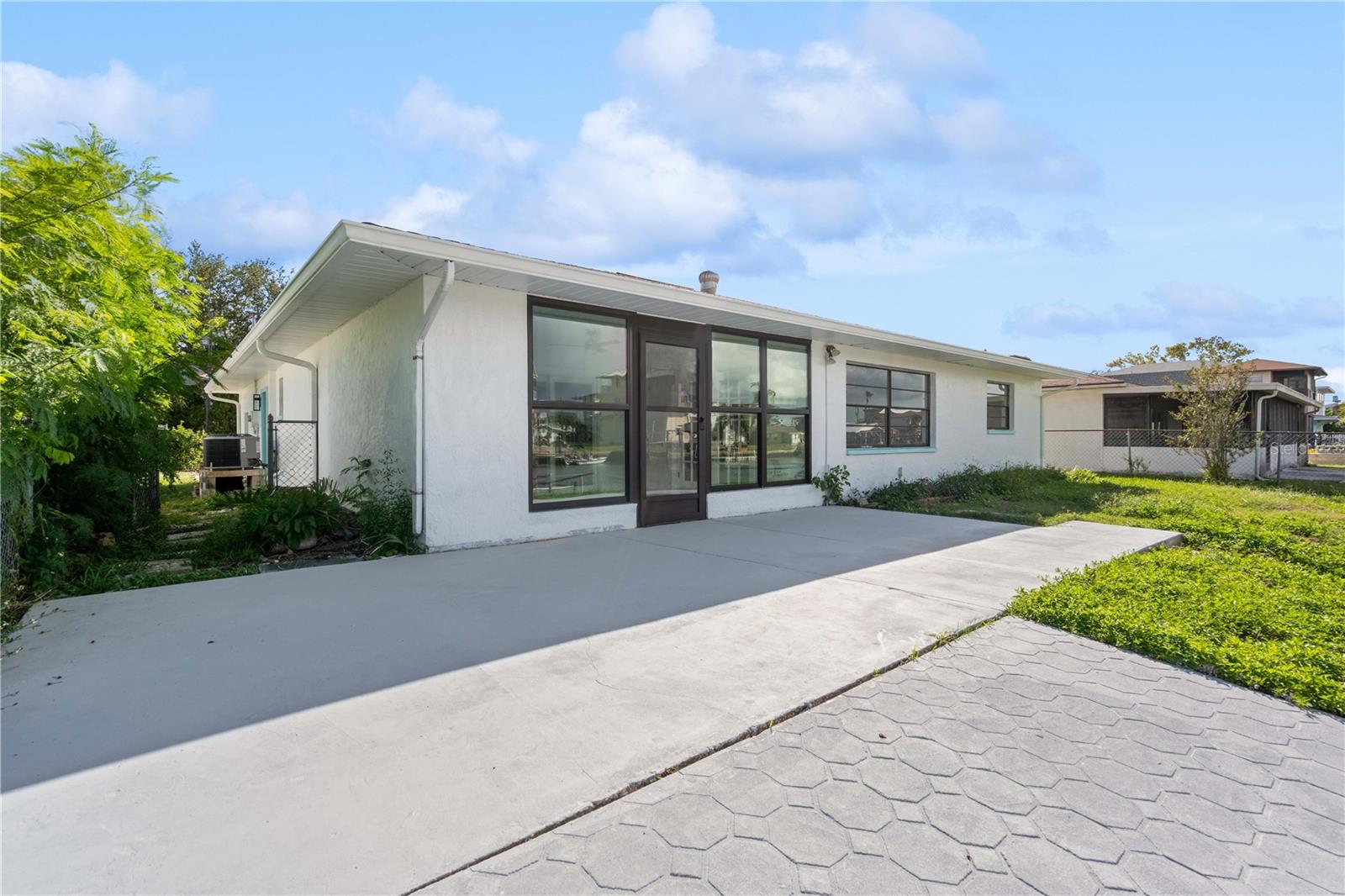 Image 37 of 55 For 3381 Minnow Creek Drive