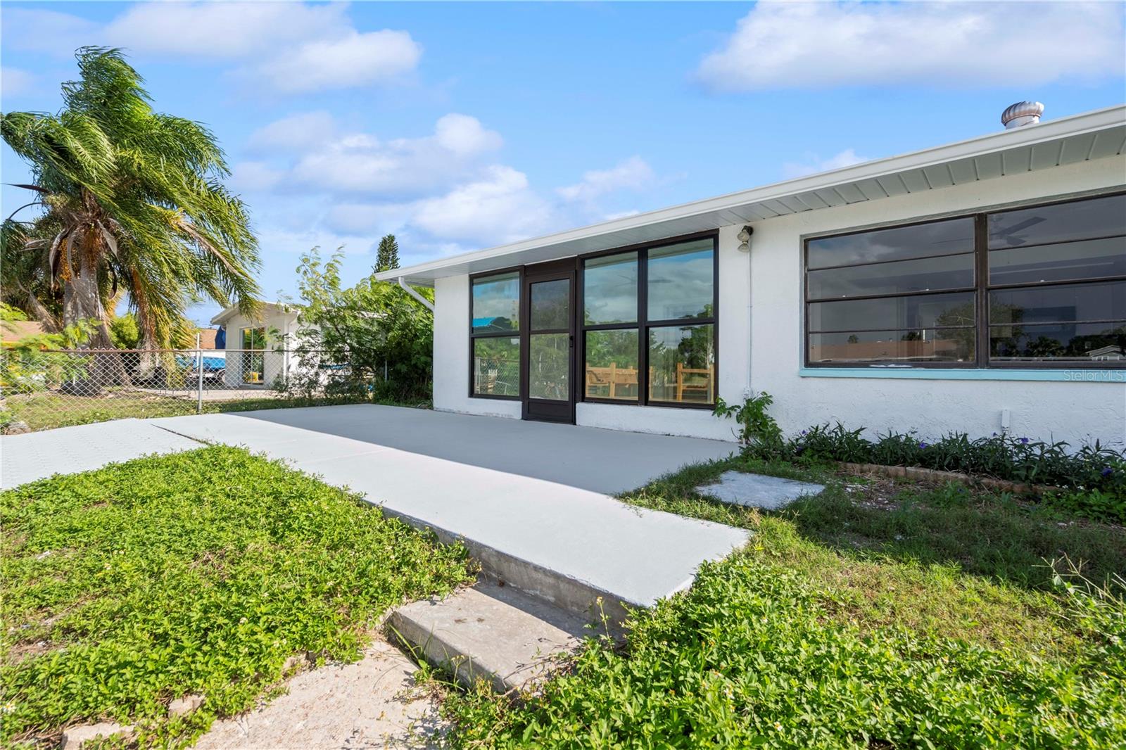 Image 39 of 55 For 3381 Minnow Creek Drive