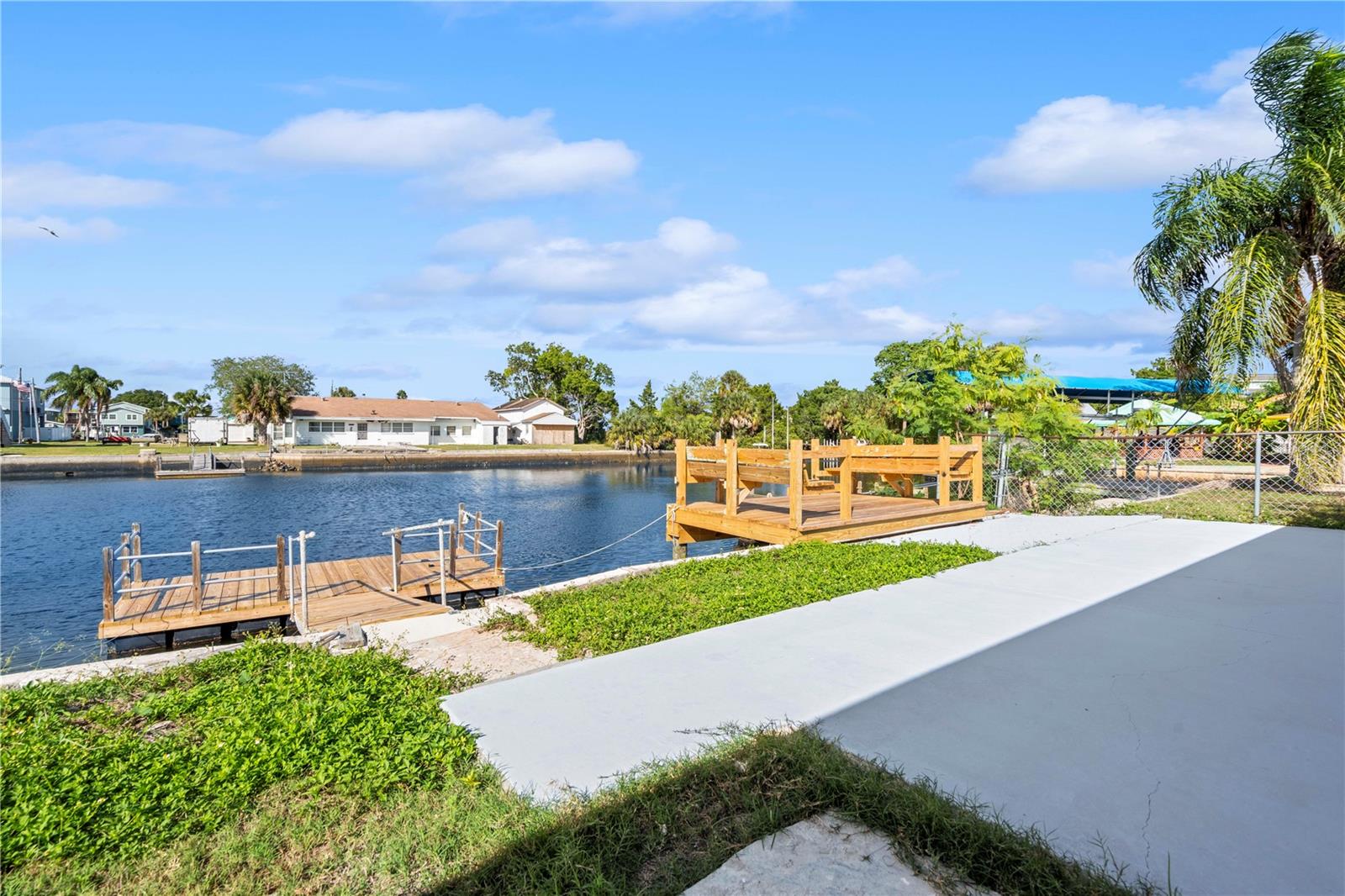 Image 40 of 55 For 3381 Minnow Creek Drive