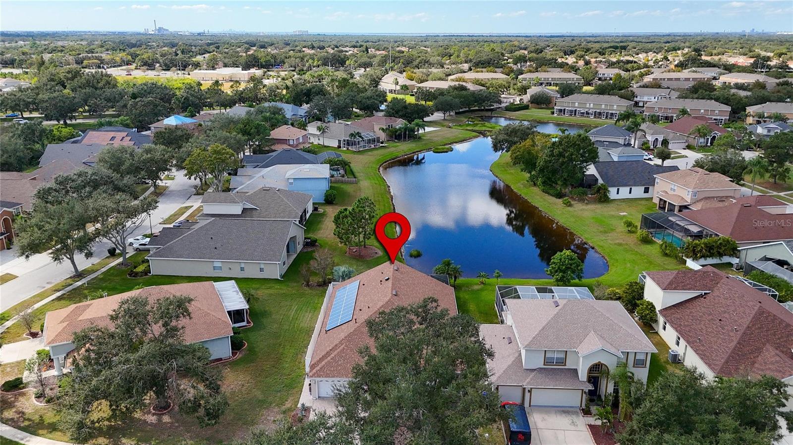 Listing photo id 49 for 10734 Banfield Drive